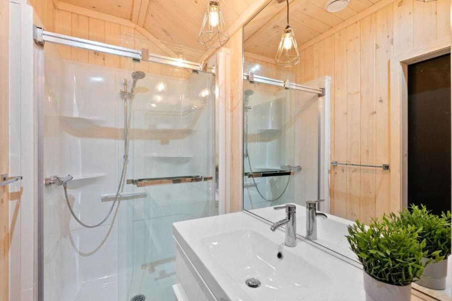 Versant Mont-Sainte-Anne エクステリア 写真